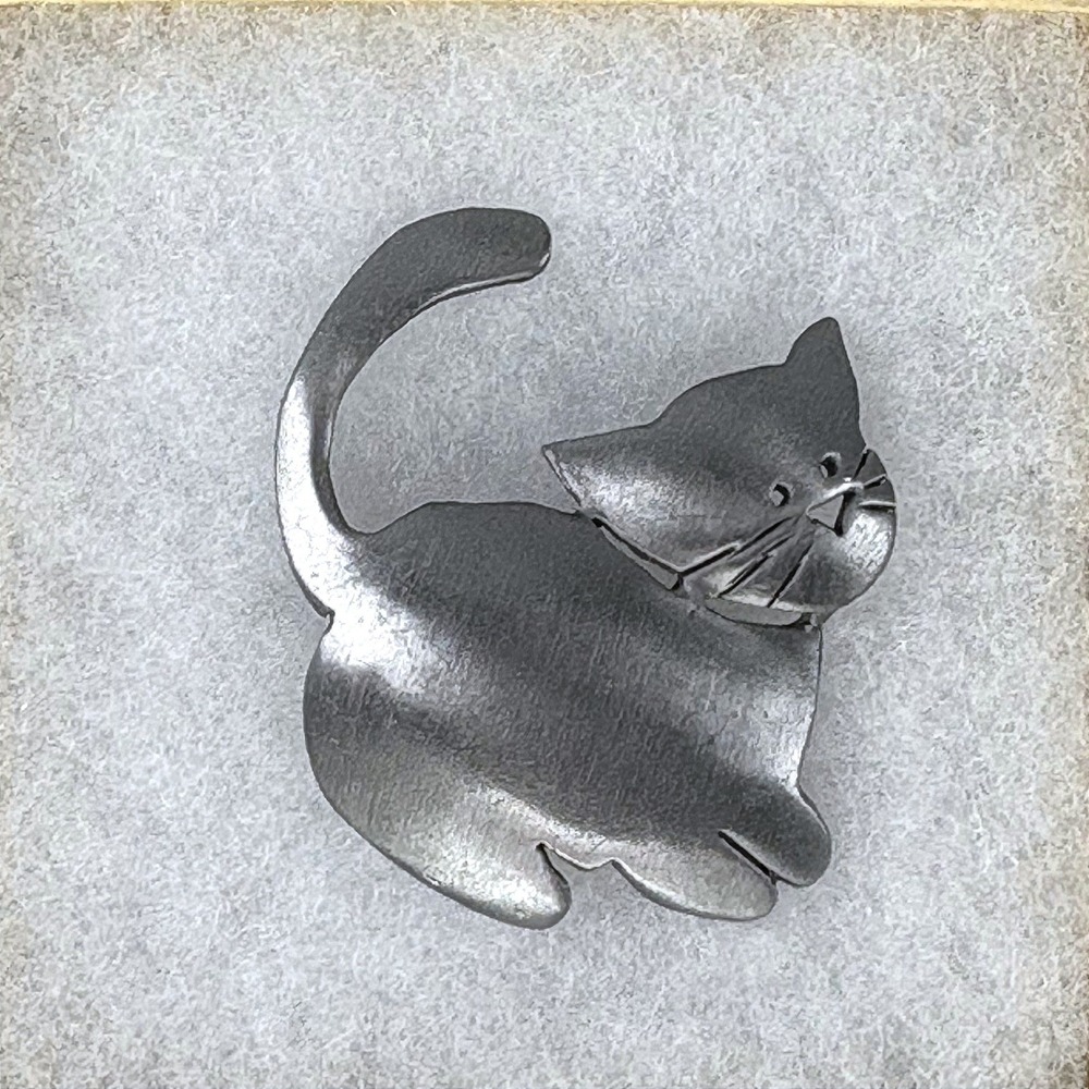 Ultra Craft Vintage Cat Brooch Matte Pewter Whimsical Kitten Figural Pin